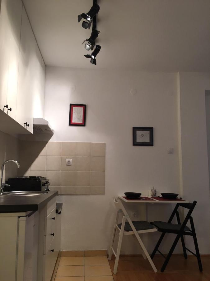 Studio 16 Νόβι Σαντ Εξωτερικό φωτογραφία